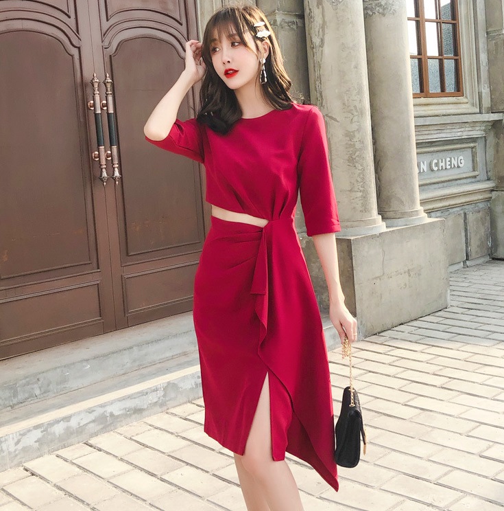 เสื้อออกงานสีไวน์แดง ส่งฟรี ems
