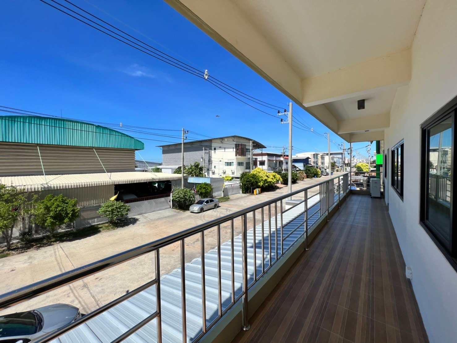 ขายโรงงาน และ อาคารพาณิชย์สูง 4 ชั้น จังหวัดสมุทรสาคร