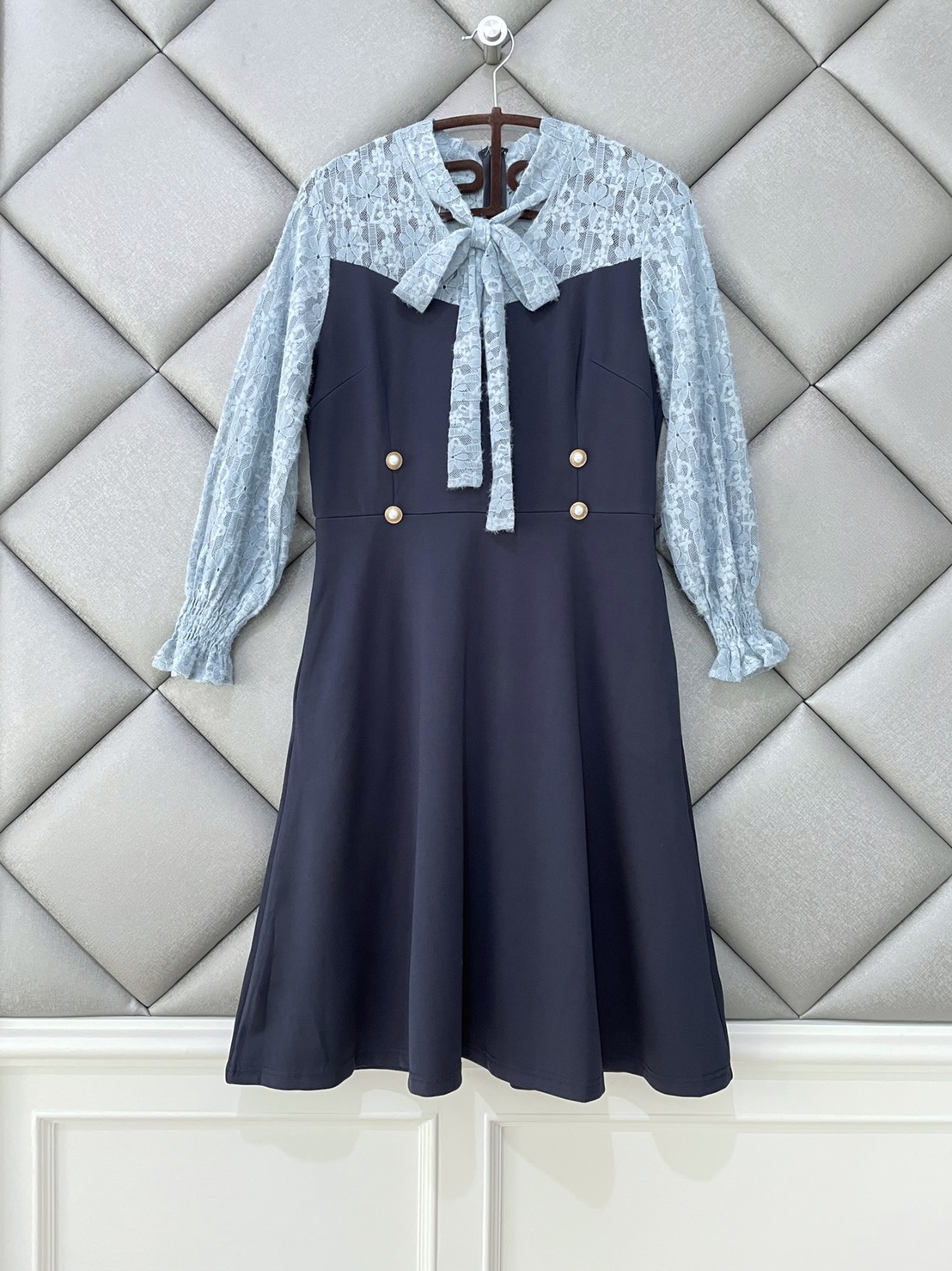 ชุดเดรสสีน้ำเงินแขนยาว ผ้าคอตตอนผสม spandex เนื้อดี ทิ้งตัวสวย ส่งฟรี