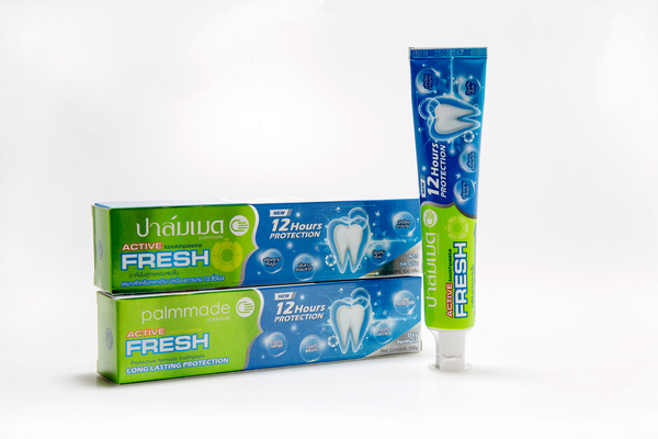 ยาสีฟันปาล์มเมด แอคทีฟ เฟรช (สูตรกลางวัน) 3 ชิ้น