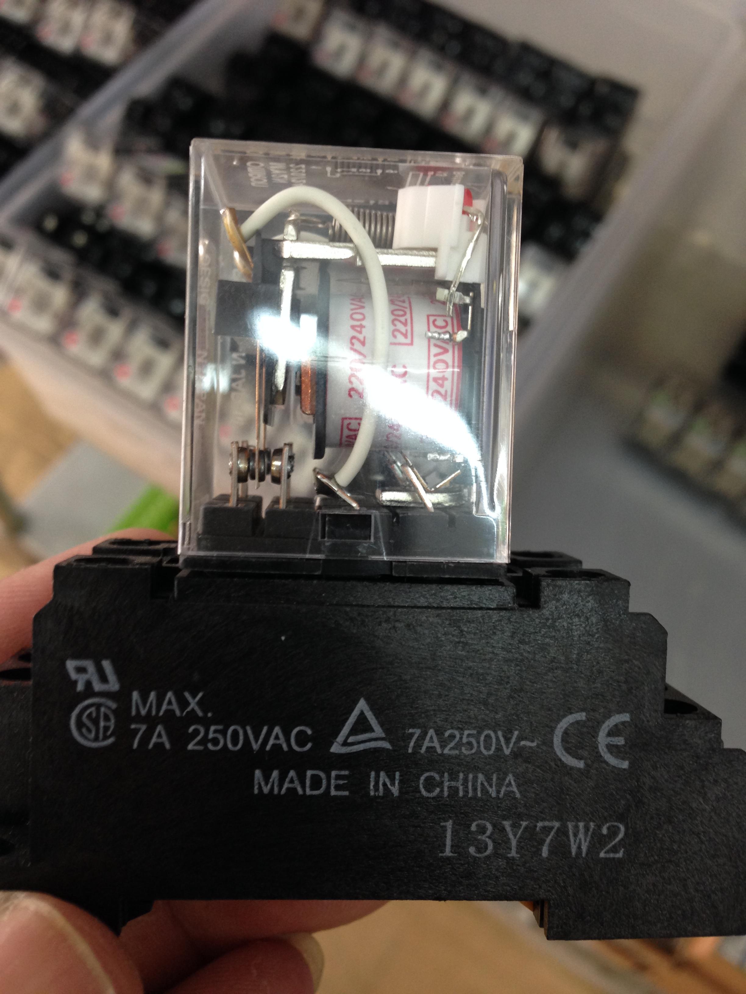 Relay Omron Model:MY4N