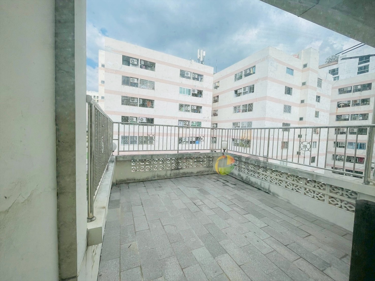 ขายอาคารพาณิชย์ 5 ชั้นครึ่ง ติดถนนอรุณอมรินทร์ ทำเลดีสามารถทำธุรกิจได้หลายอย่าง