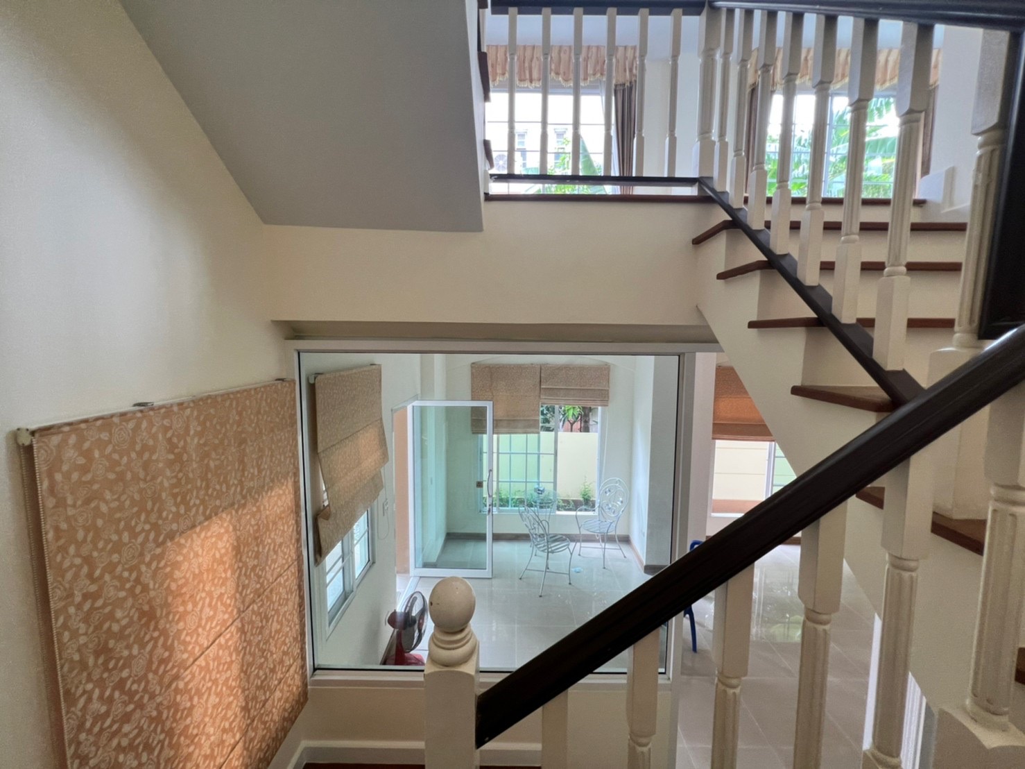 ให้เช่า โฮมออฟฟิศ สูง 4 ชั้น เพียง 31,000 บาท โครงการ Plus Park Avenue Lasalle-Srinagarindra