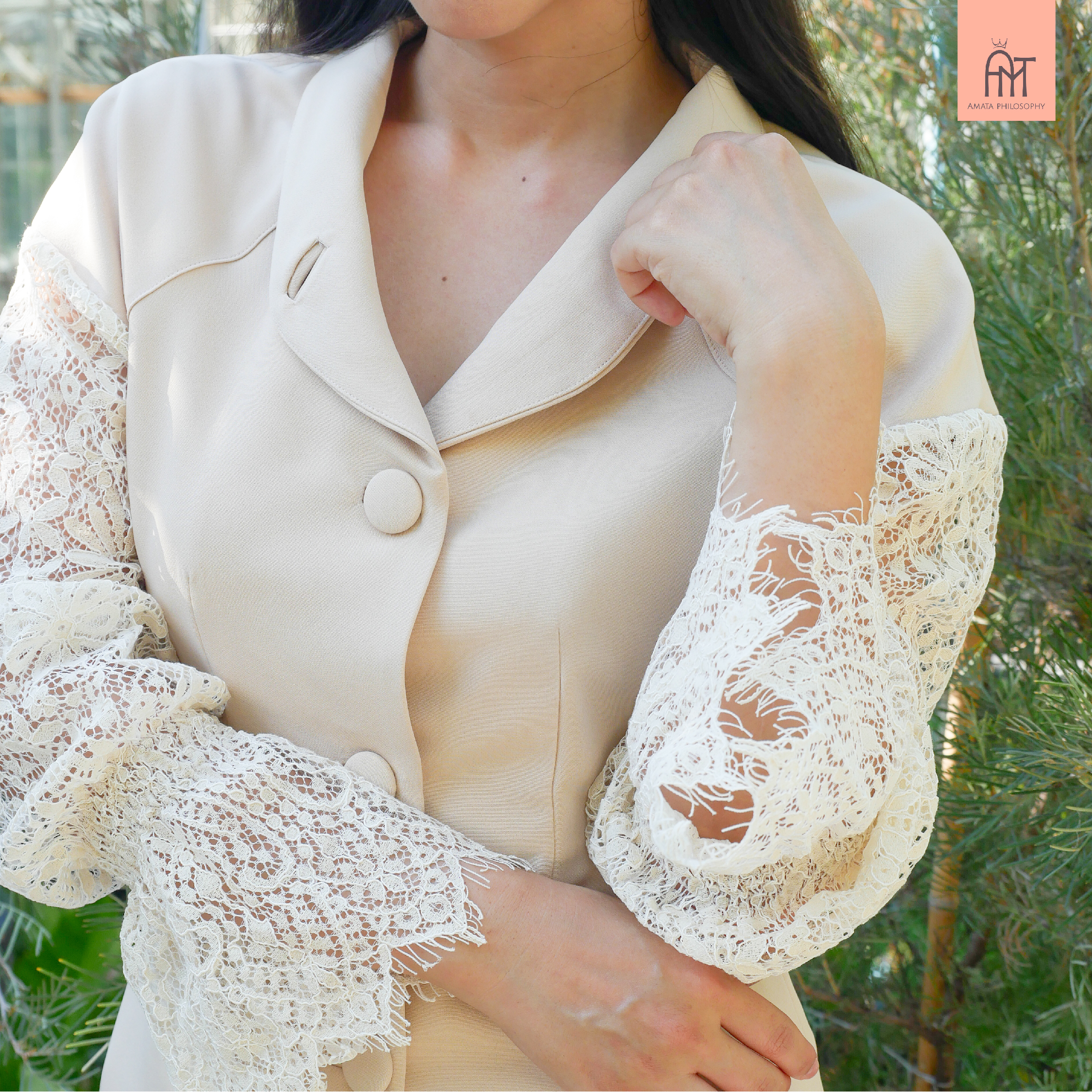 AMATA เสื้อ BOARDWAY สีครีมเบจ