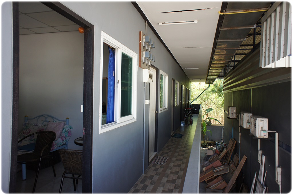 ขายถูก โรงงานพร้อมออฟฟิศ และหอพักคนงาน เนื้อที่ 200ตรว.ใกล้มหาชัย ใหม่มาก พร้อมเข้าอยู่และทำงานทันที