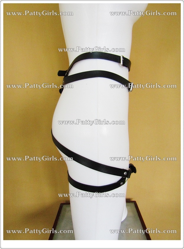 A058 สายหนังตกแต่งร่างกาย สายหนังประดับร่างกายช่วงล่างสไตล์SM มาในแบบเข็มขัดเส้นคู่2เส้นรัดช่วงเอว ด้านหลังแต่งสายโยงไปรัดกับช่วงต้นขาตามรูปถ่ายสินค้าจริงเลยค่ะ