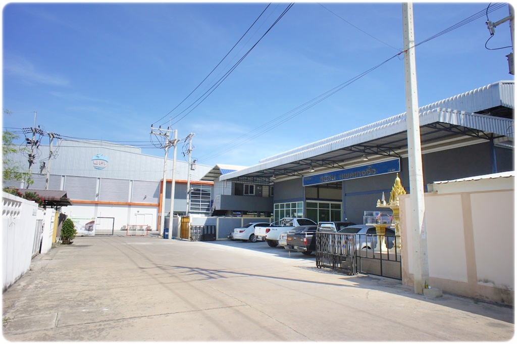 ขายถูก โรงงานพร้อมออฟฟิศ และหอพักคนงาน เนื้อที่ 200ตรว.ใกล้มหาชัย ใหม่มาก พร้อมเข้าอยู่และทำงานทันที