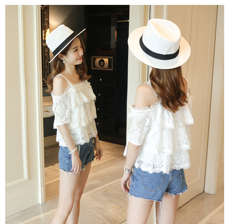 เสื้อลูกไม้สีขาว ส่งฟรี ems