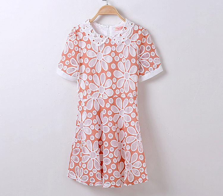 ชุดเดรสผ้าลายดอกไม้สีส้มอิฐ ส่งฟรี ems