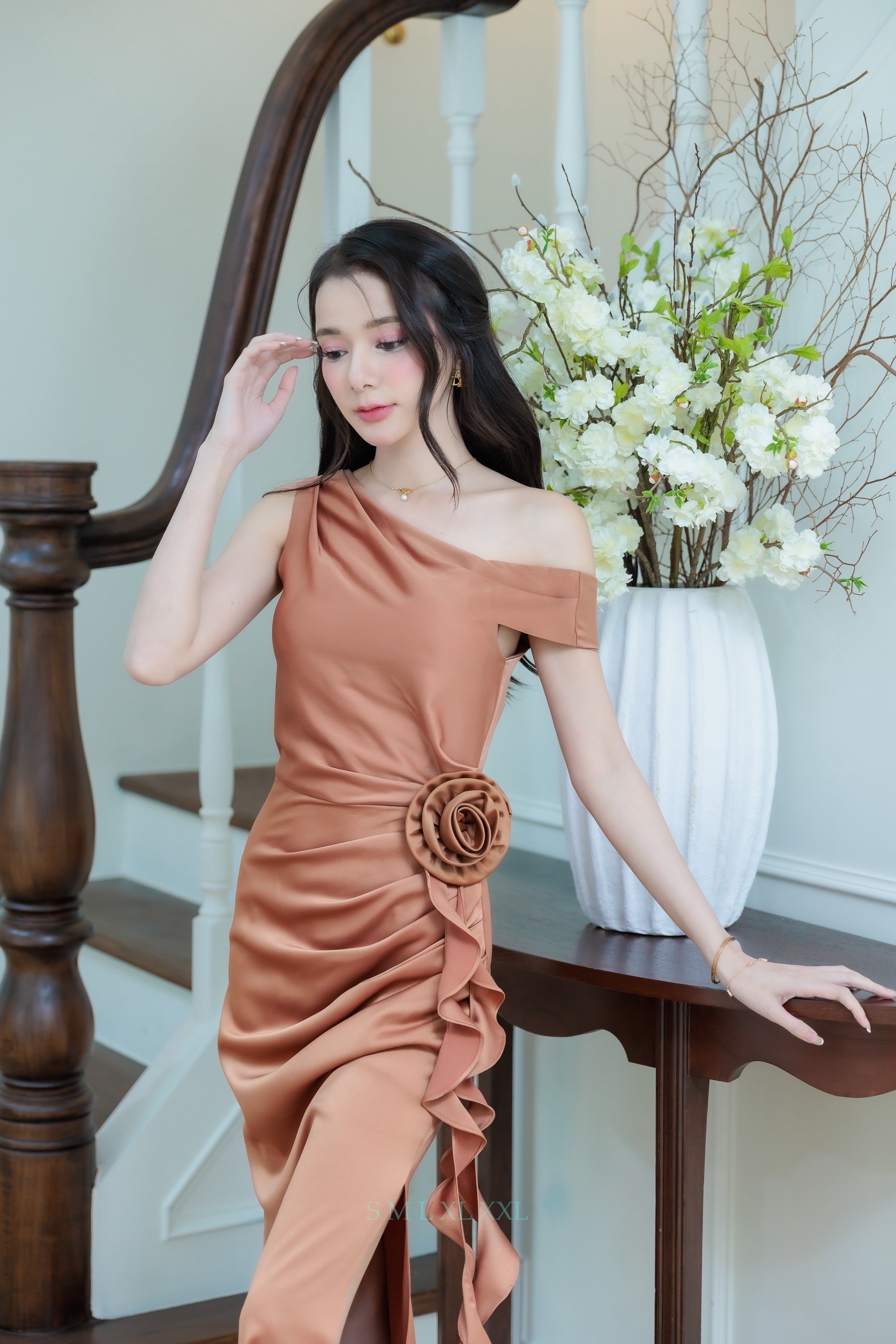 “ชุดเพื่อนเจ้าสาว ” งานแต่งงานธีมสีน้ำตาล