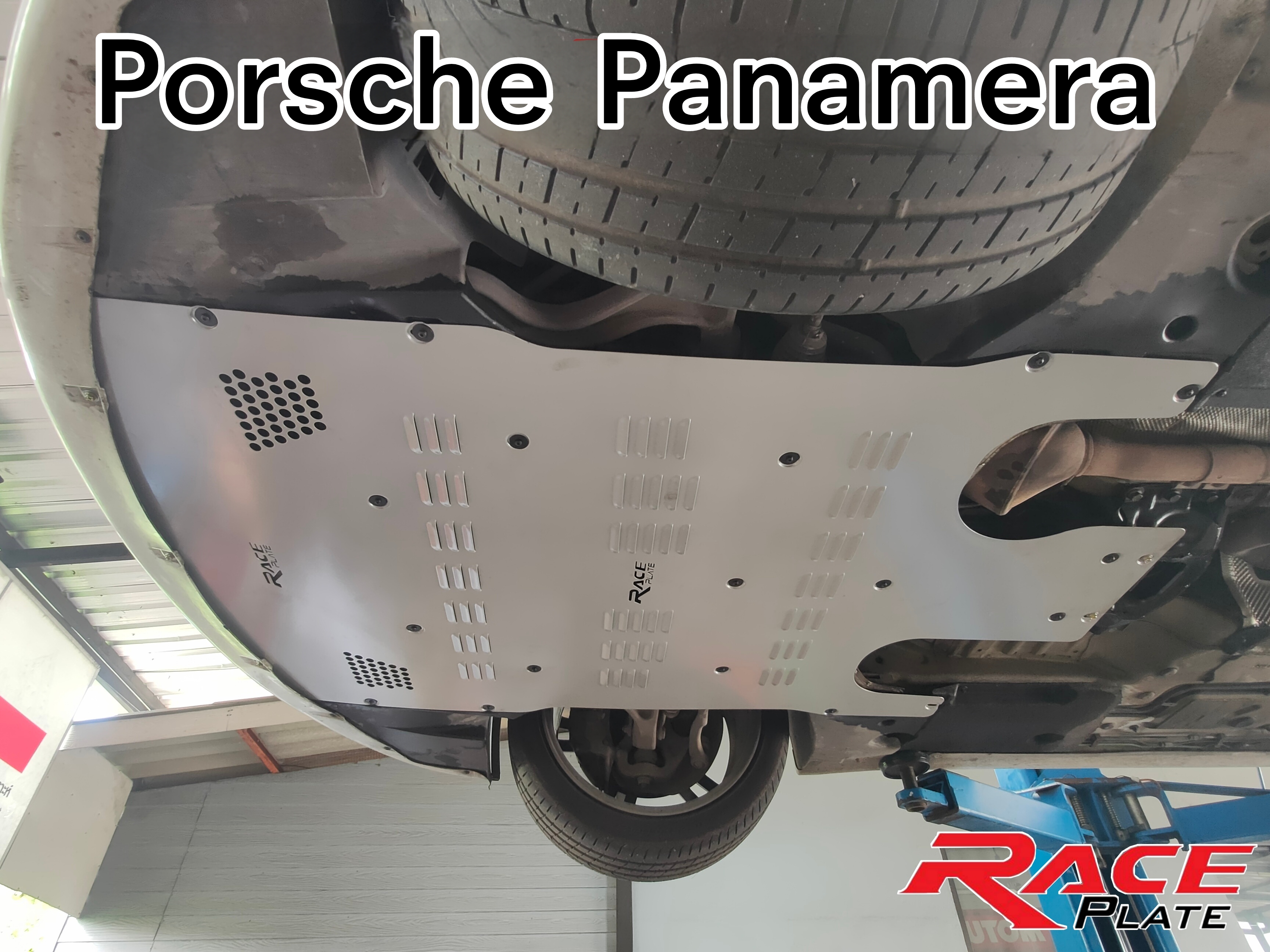 แผ่นปิดใต้ห้องเครื่องอลูมิเนียม Porche Panamera Raceplate_Undertray