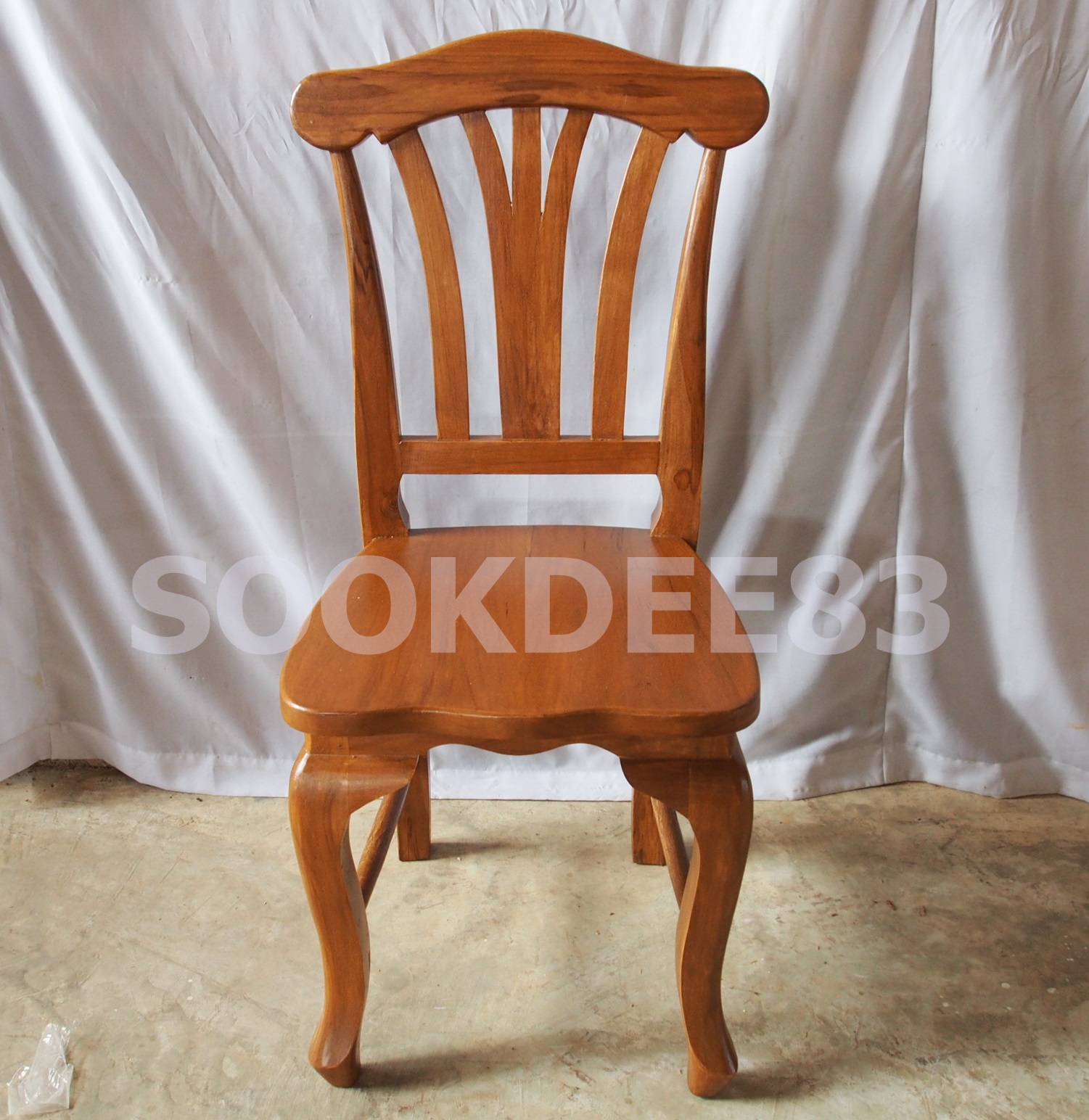 เก้าอี้หัวโต