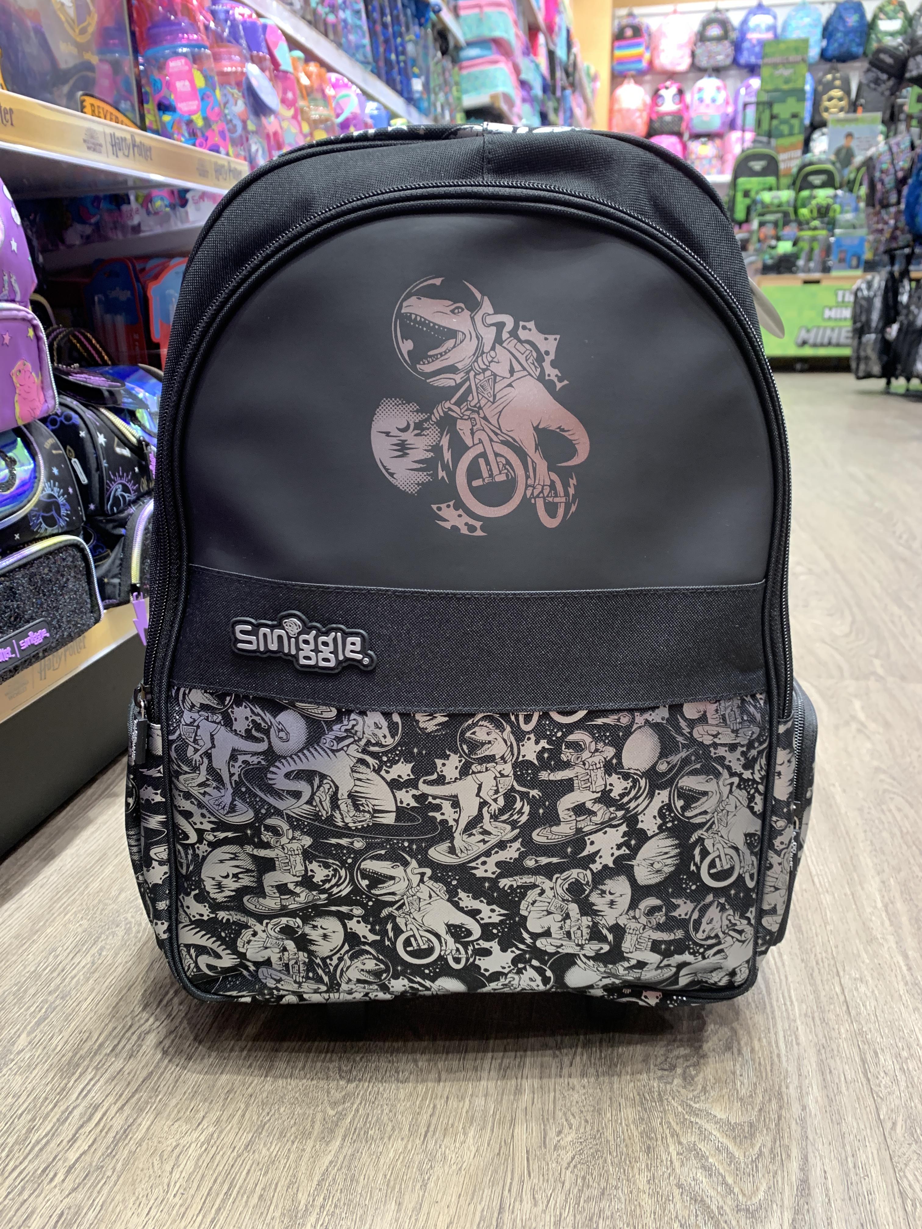 เป้ล้อลากมีไฟ Smiggle Light up Trolly backpack- Better- ไดโน ดำ