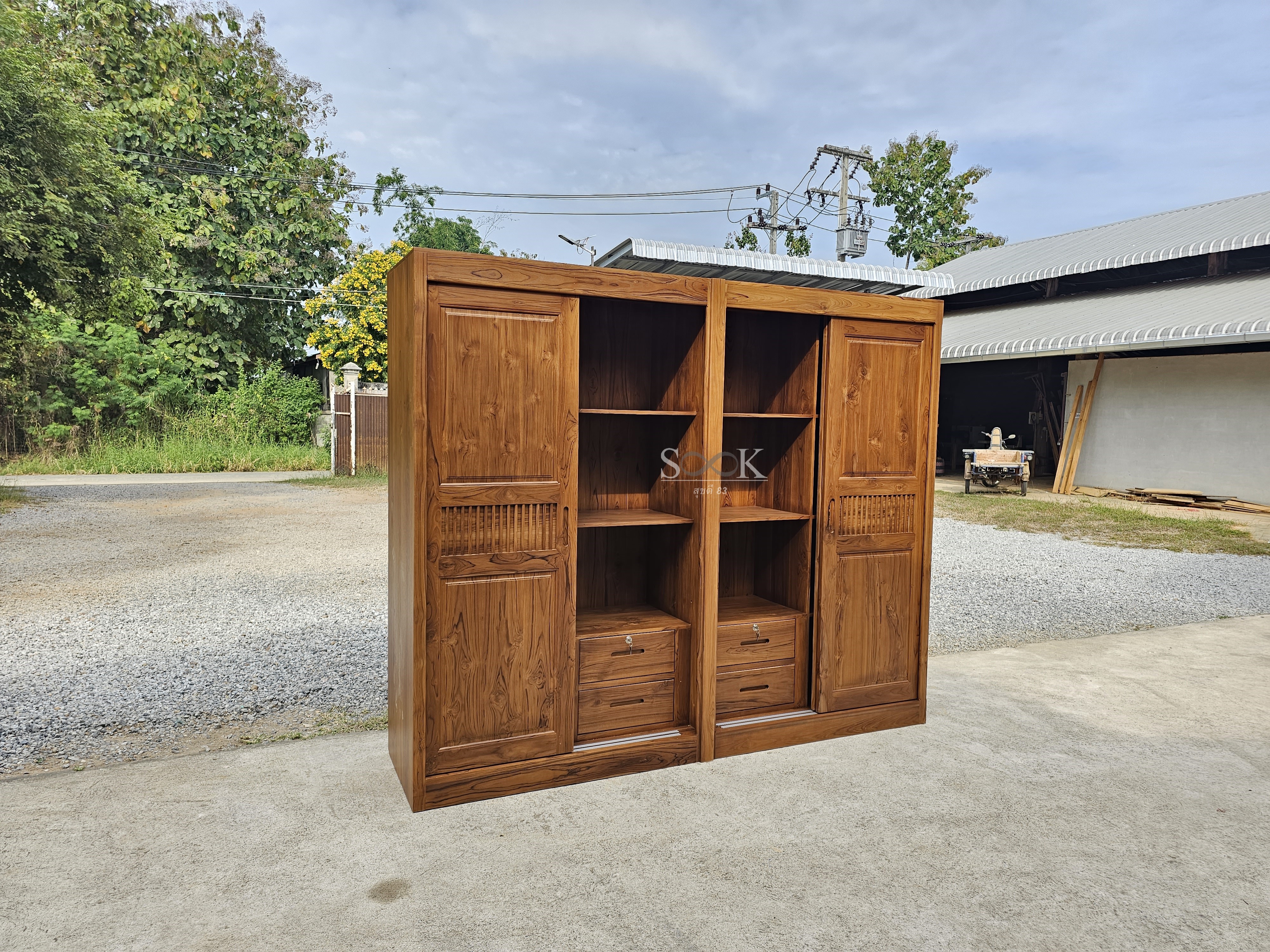 ตู้เสื้อผ้าประกบบานสไลด์โมเดิร์น สูง 1.8 ม.