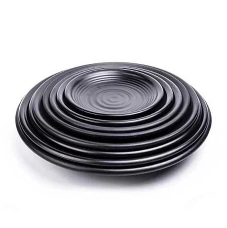 SUMO จานกลมมีลอนญี่ปุ่น ดีไซน์สไตล์ญี่ปุ่นดั้งเดิม เมลามีนดำด้าน 6-11.5 นิ้ว รุ่น JP806