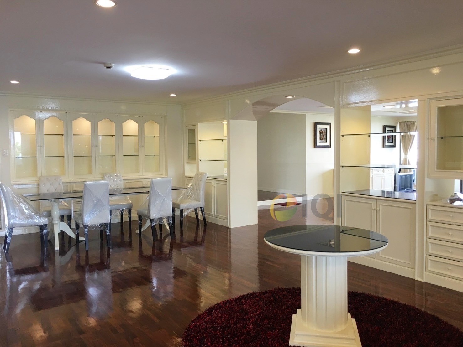 ขายคอนโดมิเนียม โอเรียลเต็ล ทาวเวอร์ เอกมัย 12 วิวสระว่ายน้ำ