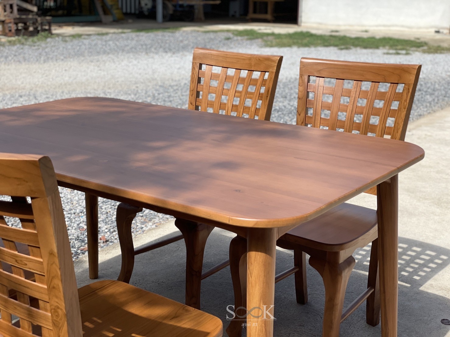 ชุดโต๊ะกินข้าวขาเดฟ เก้าอี้พนักสก๊อต