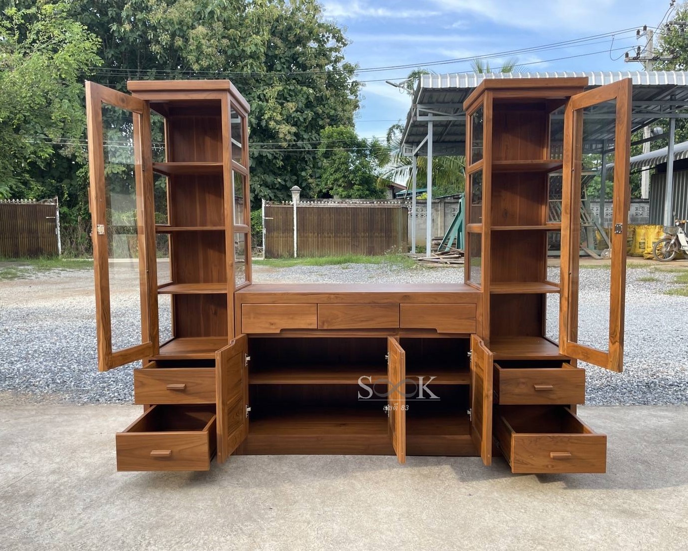 ตู้โชว์วางทีวี