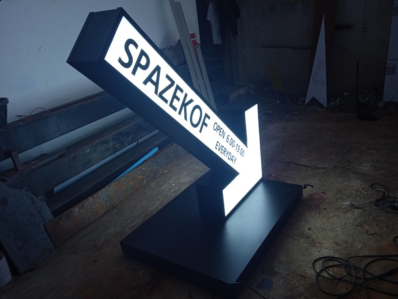 ป้ายกล่องไฟ