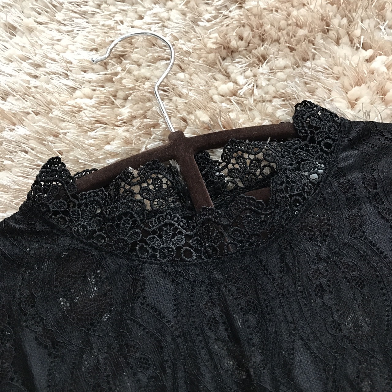 ชุดเดรสผ้าลูกไม้สีดำ แขนยาว ส่งฟรี ems