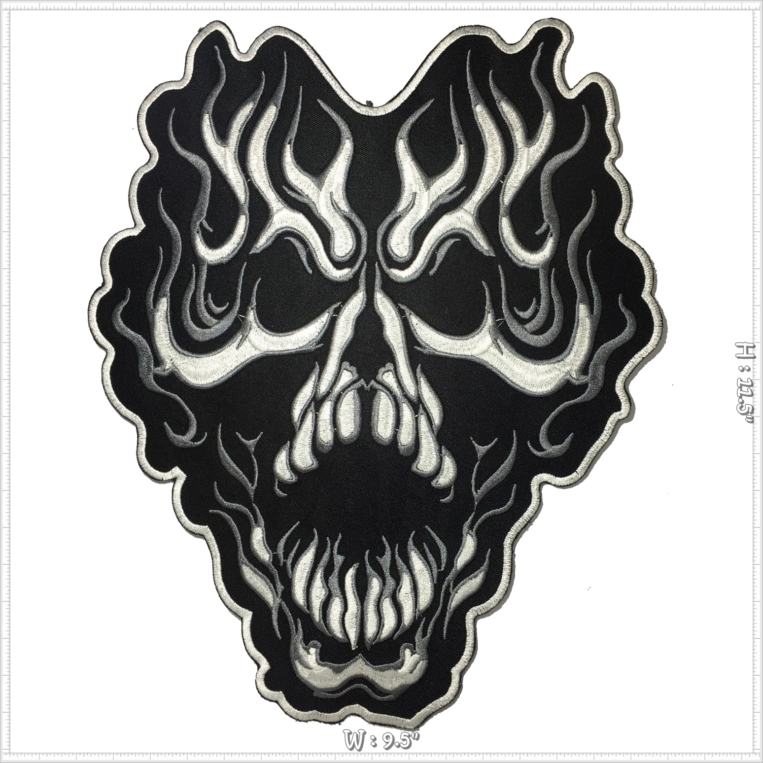 ปีศาจหน้าไฟ ตัวรีดติดเสื้อ อาร์มรีด อาร์มปัก ตกแต่งเสื้อผ้า หมวก กระเป๋า แจ๊คเก็ตยีนส์ Embroidered Iron on Patch ขนาดใหญ่