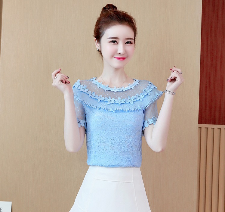 เสื้อลูกไม้สีฟ้า ผ้าลูกไม้เนื้อนิ่มมากๆๆ ส่งฟรี ems