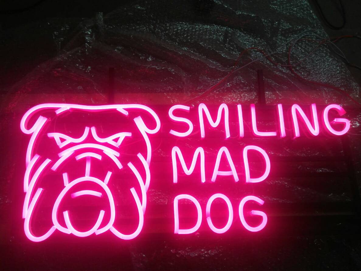 ป้ายไฟนีออน