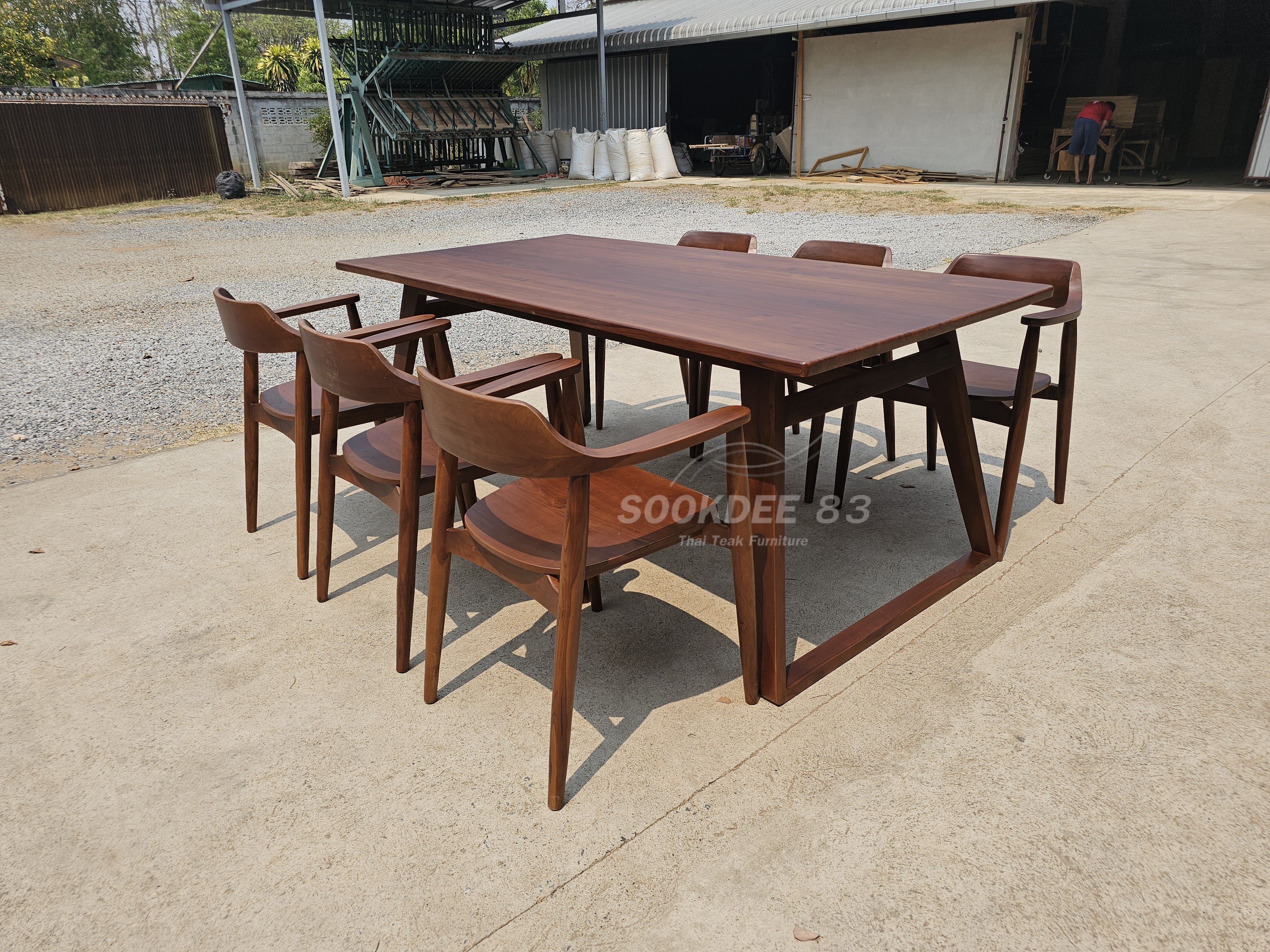 ชุดโต๊ะกินข้าวขายูเฉียง เก้าอี้ฮิโรชิมา 6 ตัว (สีสัก)