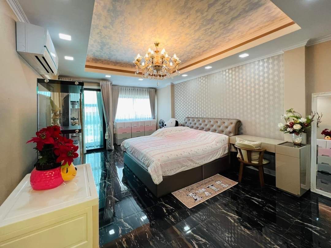 ขายอาคารพาณิชย์ 4 ชั้น ต.บางบ่อ อ.บางบ่อ จ.สมุทรปราการ