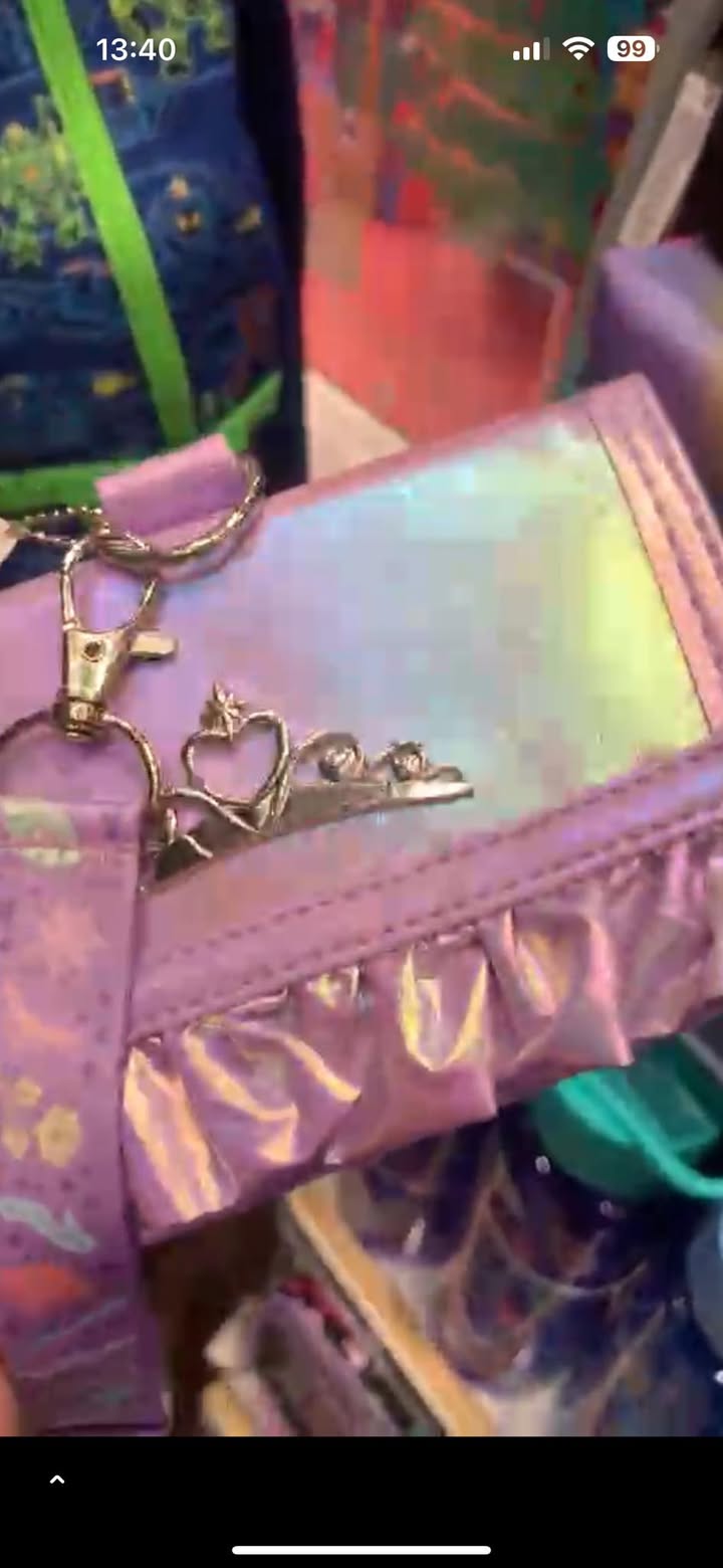 กระเป๋าตัง smiggle wallet with lanyard- ม่วง