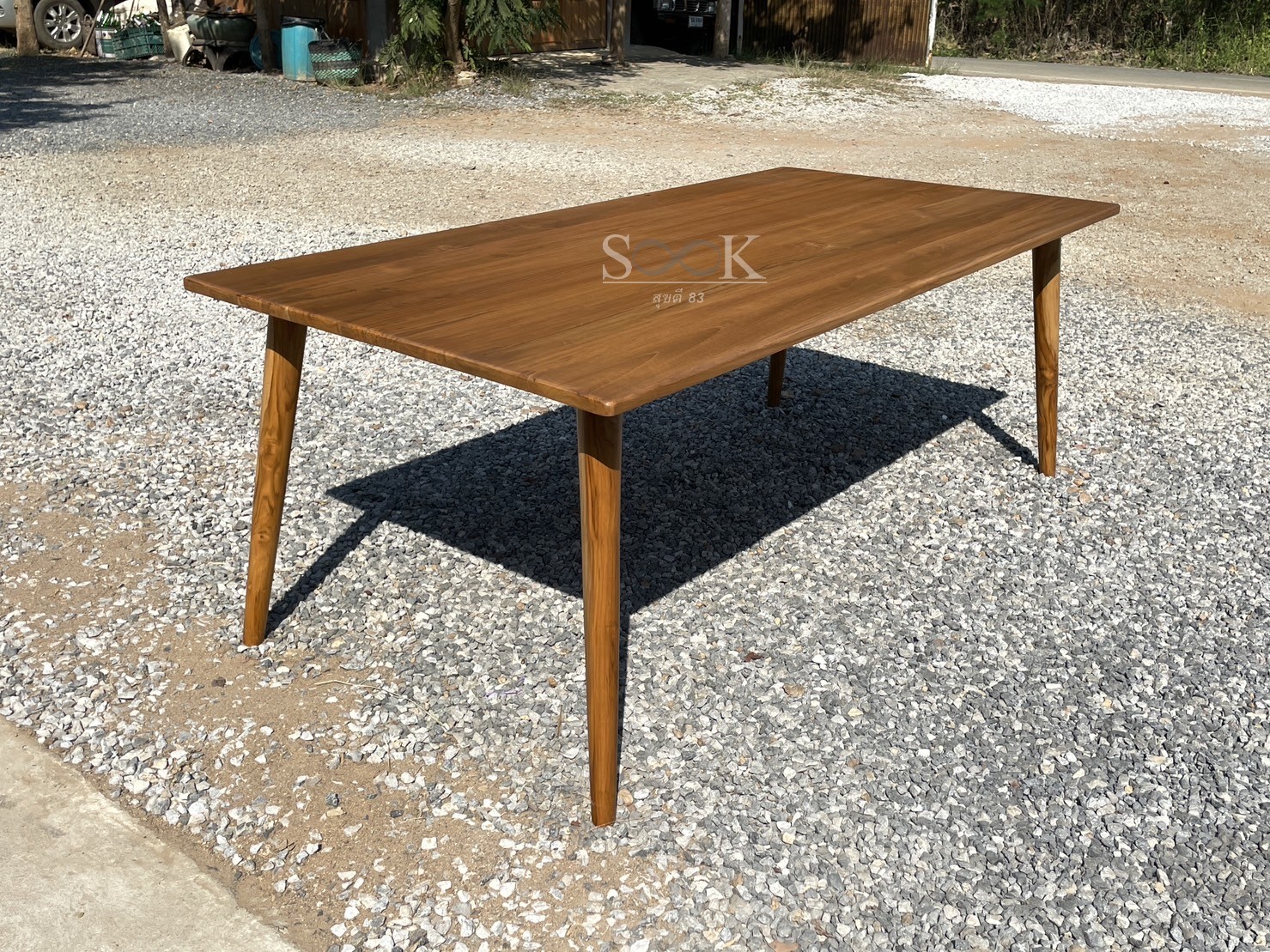 โต๊ะมินิมอล ขากลมเฉียง