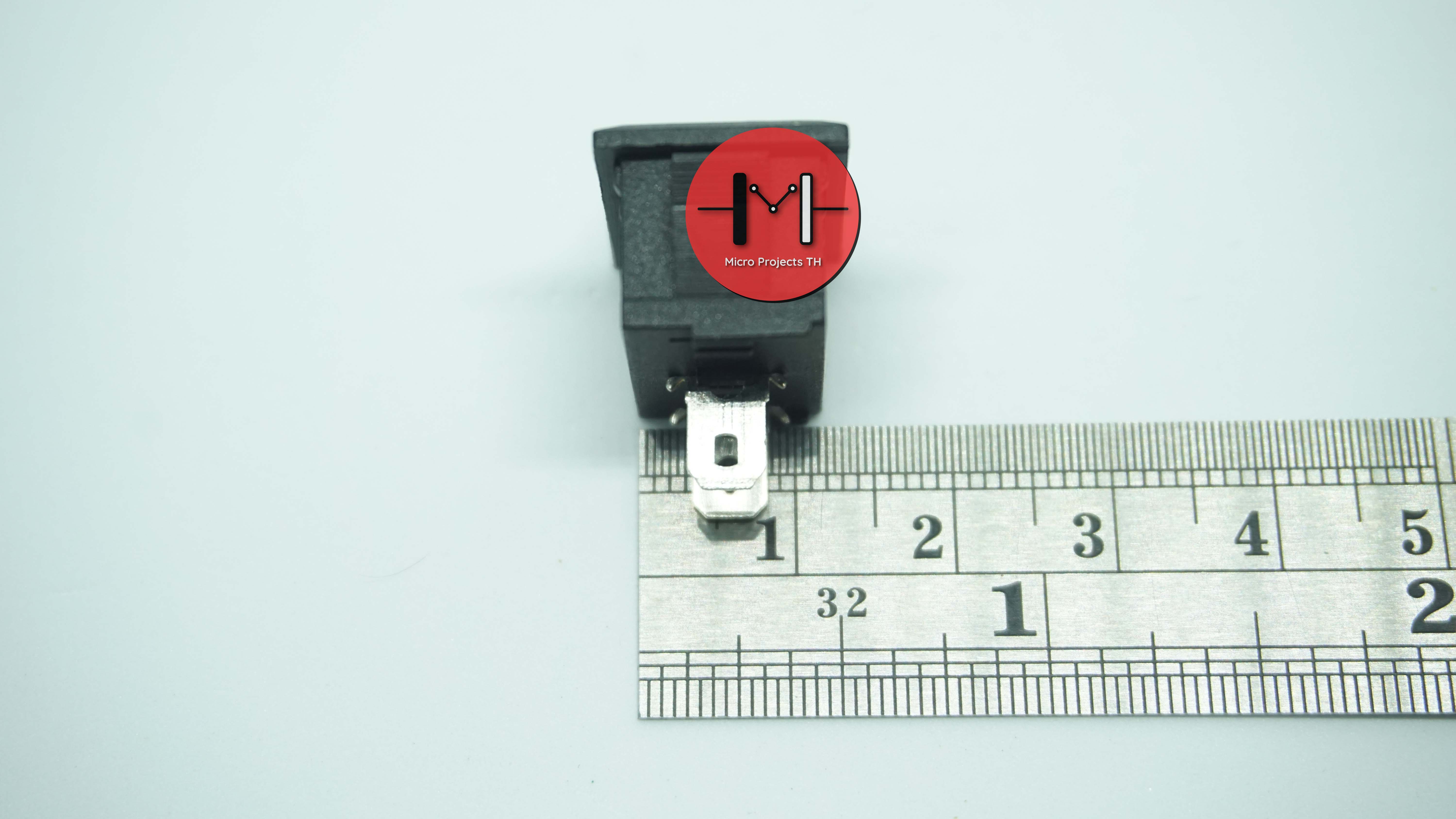 สวิตช์ไฟ เปิดปิด 2pin SPST KCD1-101 20*15*21*mm สีดำ 10A