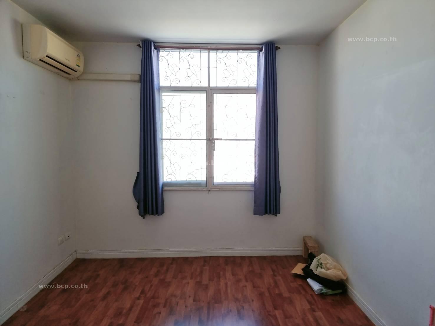 ขาย ทาวน์เฮ้าส์ 2 ชั้น หมู่บ้านเดอะคอนเนค 2 บางนา กม.10-สุวรรณภูมิ