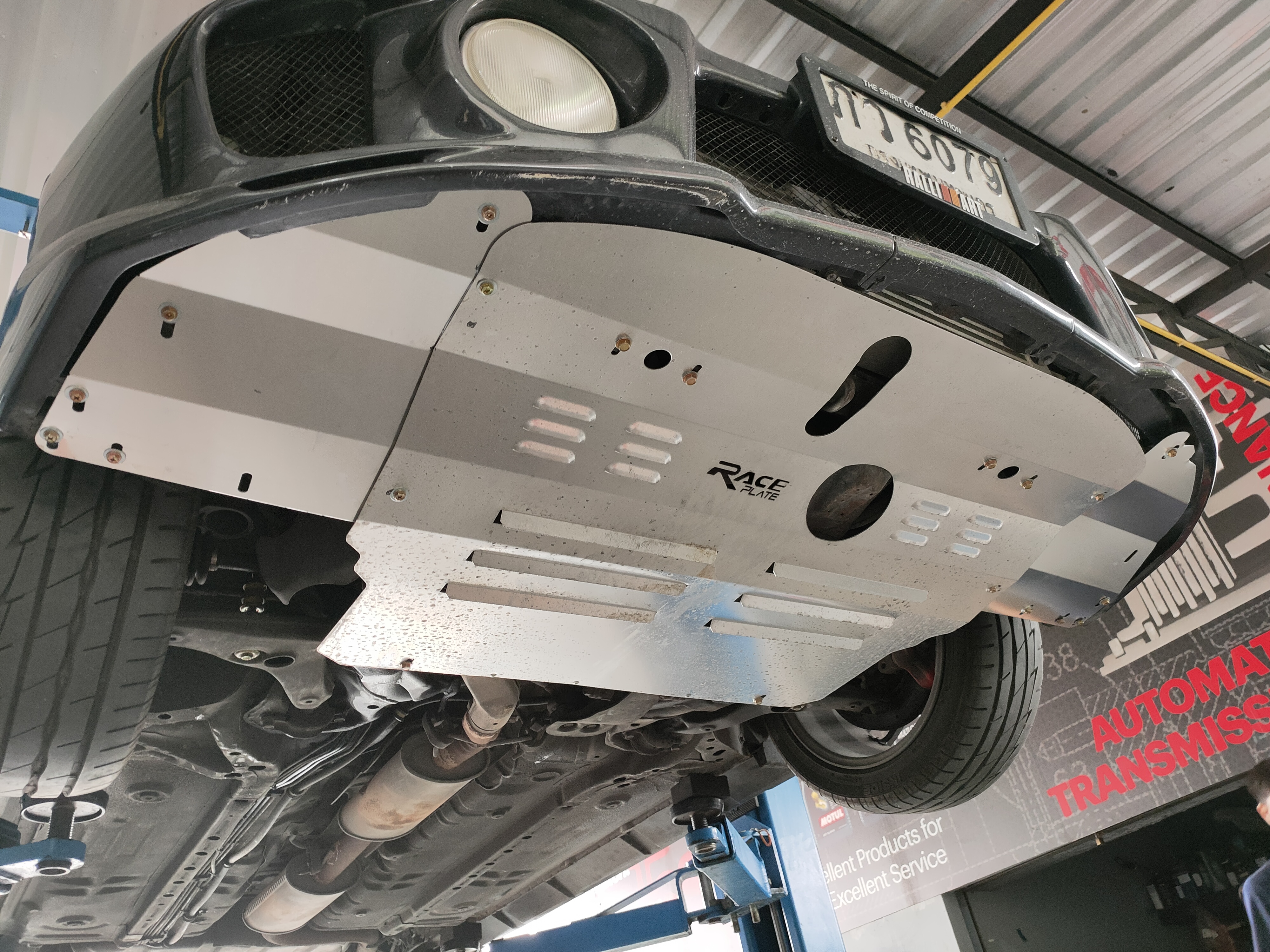 แผ่นปิดใต้ห้องเครื่องอลูมิเนียม Mitsubishi Lancer Evolution 456 Raceplate_Undertray