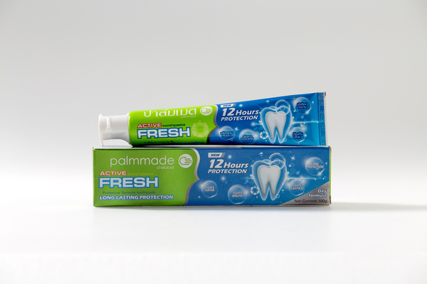 ยาสีฟันปาล์มเมด แอคทีฟ เฟรช (สูตรกลางวัน) 3 ชิ้น