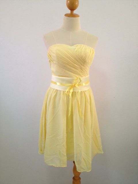 ชุดเดรสเกาะอก ผ้าชีฟองเนื้อดีสีเหลือง ส่งฟรี ems