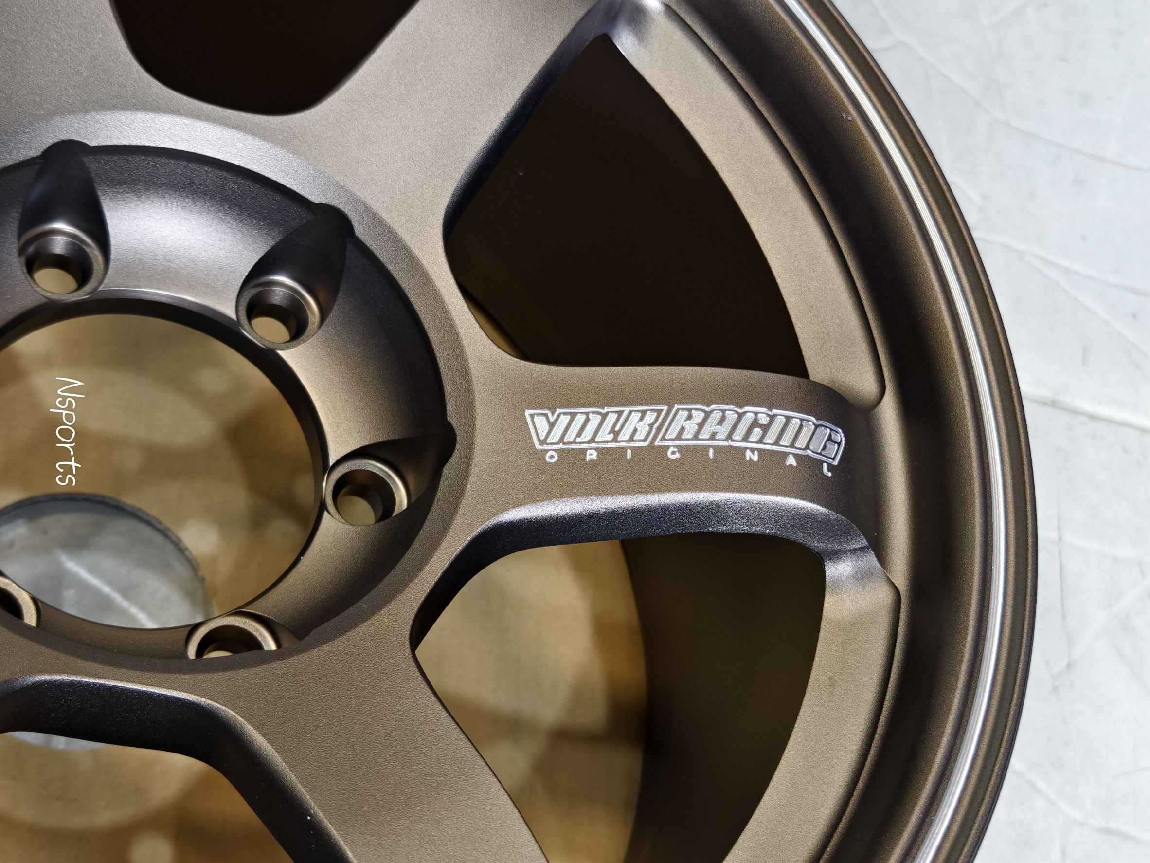 ล้อแม็กซ์ Rays TE37Progressive II 18x9+0 6-139.7 สี Bronze