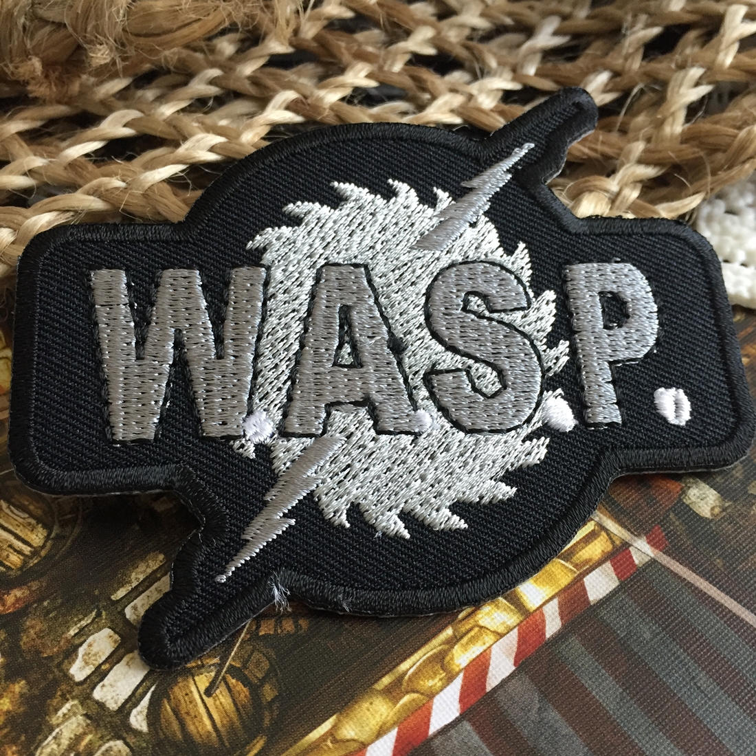 W.A.S.P ตัวรีดติดเสื้อ อาร์มรีด อาร์มปัก ตกแต่งเสื้อผ้า หมวก กระเป๋า แจ๊คเก็ตยีนส์ Rock Iron on Embroidered Patch