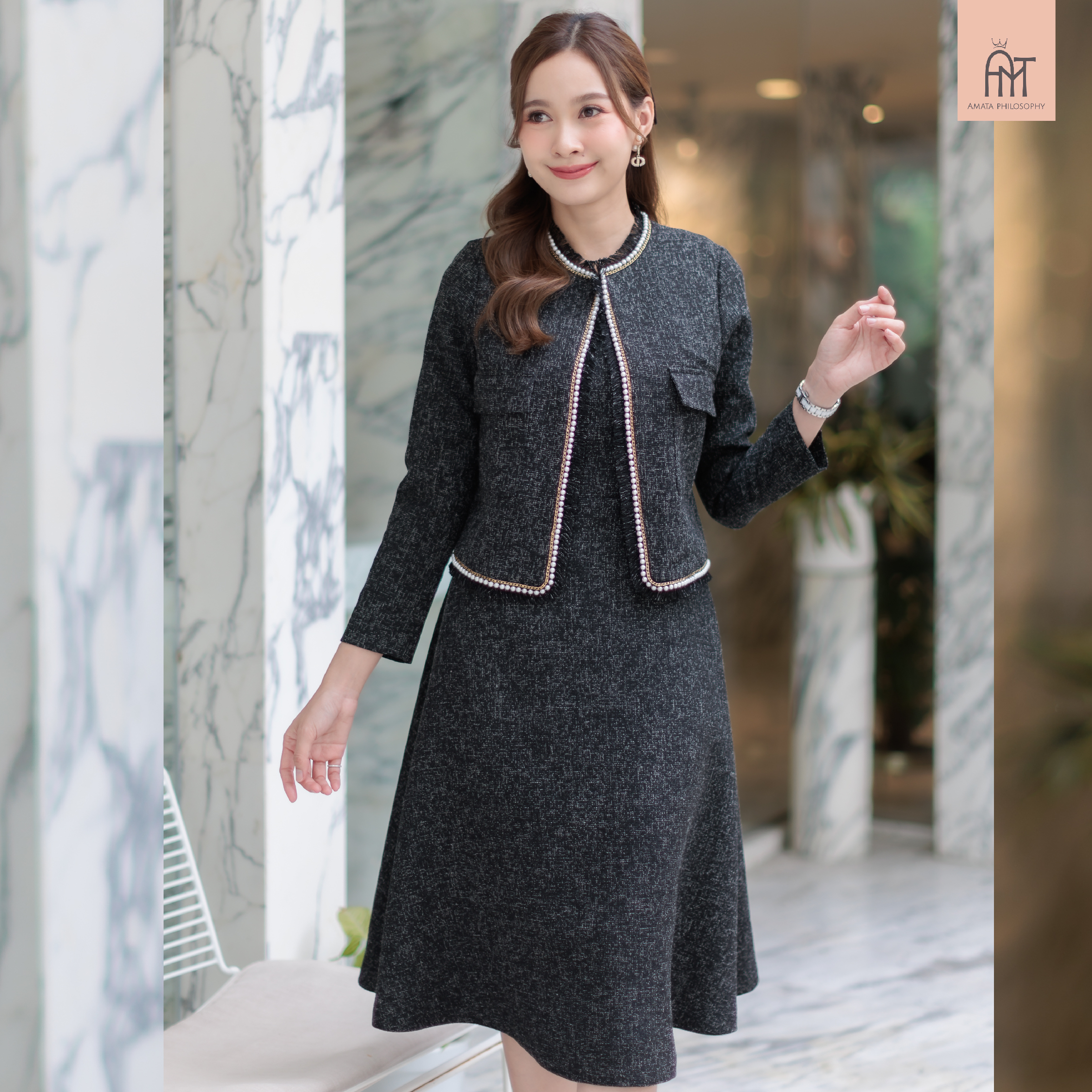 AMATA เสื้อเบลเซอร์ครอป Brown sugar jelly