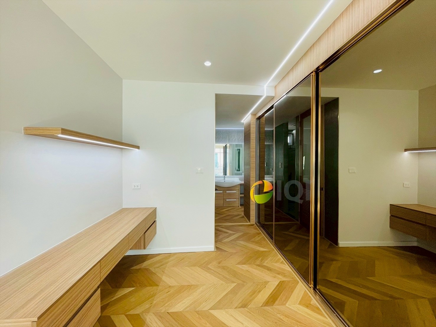 ขายทาวน์โฮม บ้านกลางกรุง ทองหล่อ ตกแต่ง แบบ (Japanese Style) ซอยสุขุมวิท 55