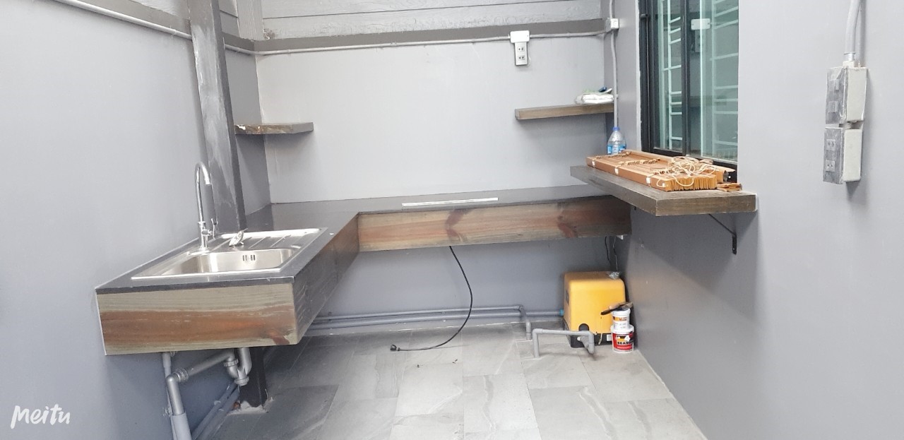 ขายทาวน์โฮม เดอะคอนเนค วัชรพล - เพิ่มสิน หลังมุม