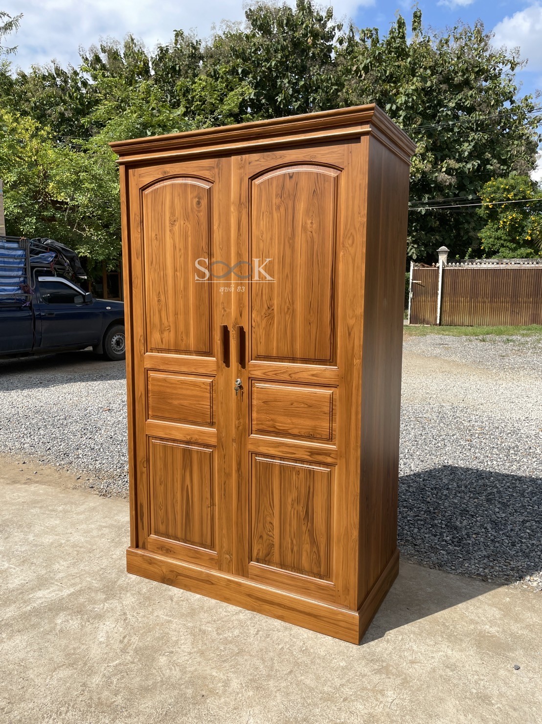 ตู้เสื้อผ้าบานเปิดโค้งพระจันทร์ สูง 2 ม.