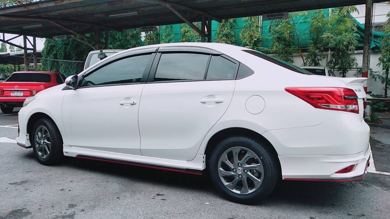 ชุดแต่ง Vios 2017 รุ่น Santo ชุด 5 ชิ้น(สปอยเลอร์)