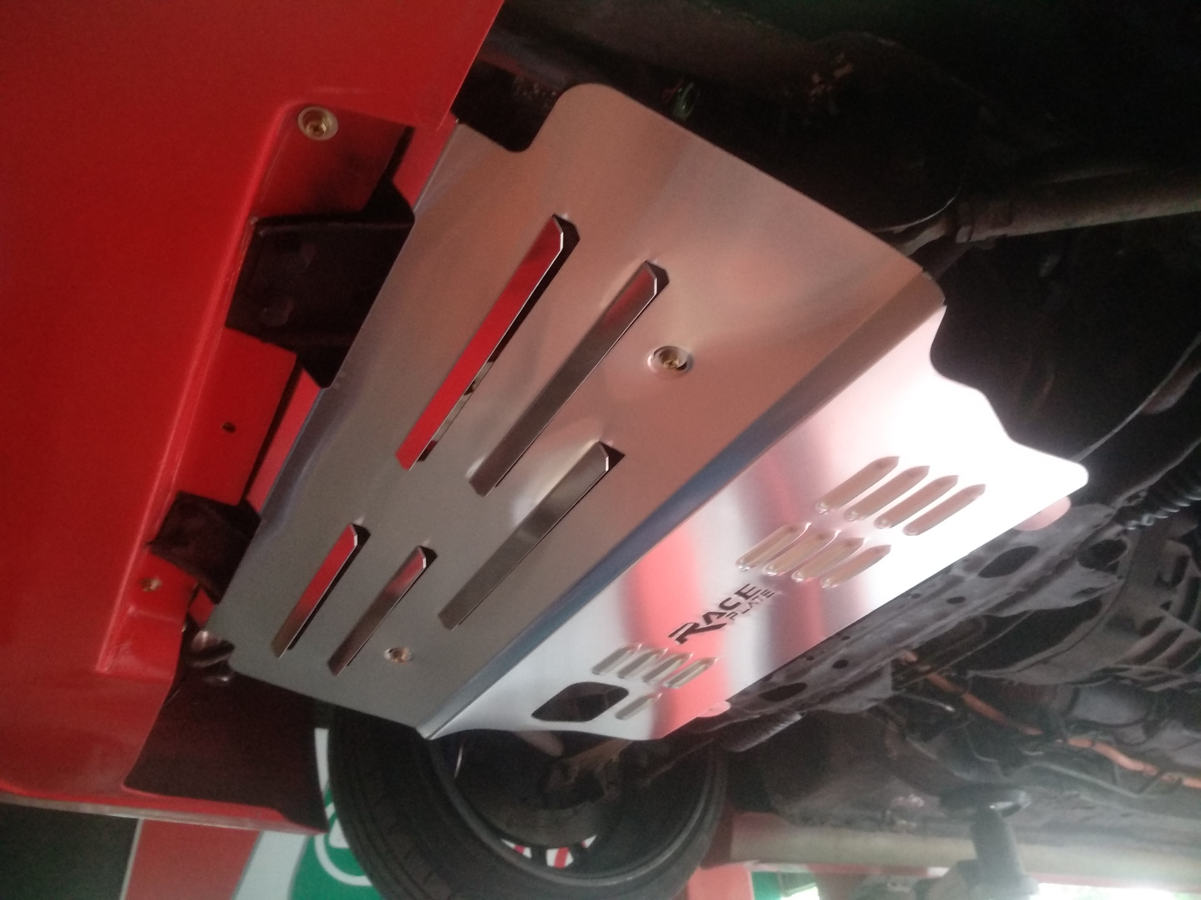 แผ่นปิดใต้ห้องเครื่องอลูมิเนียม Nissan Silvia S15, S15 Raceplate_Undertray