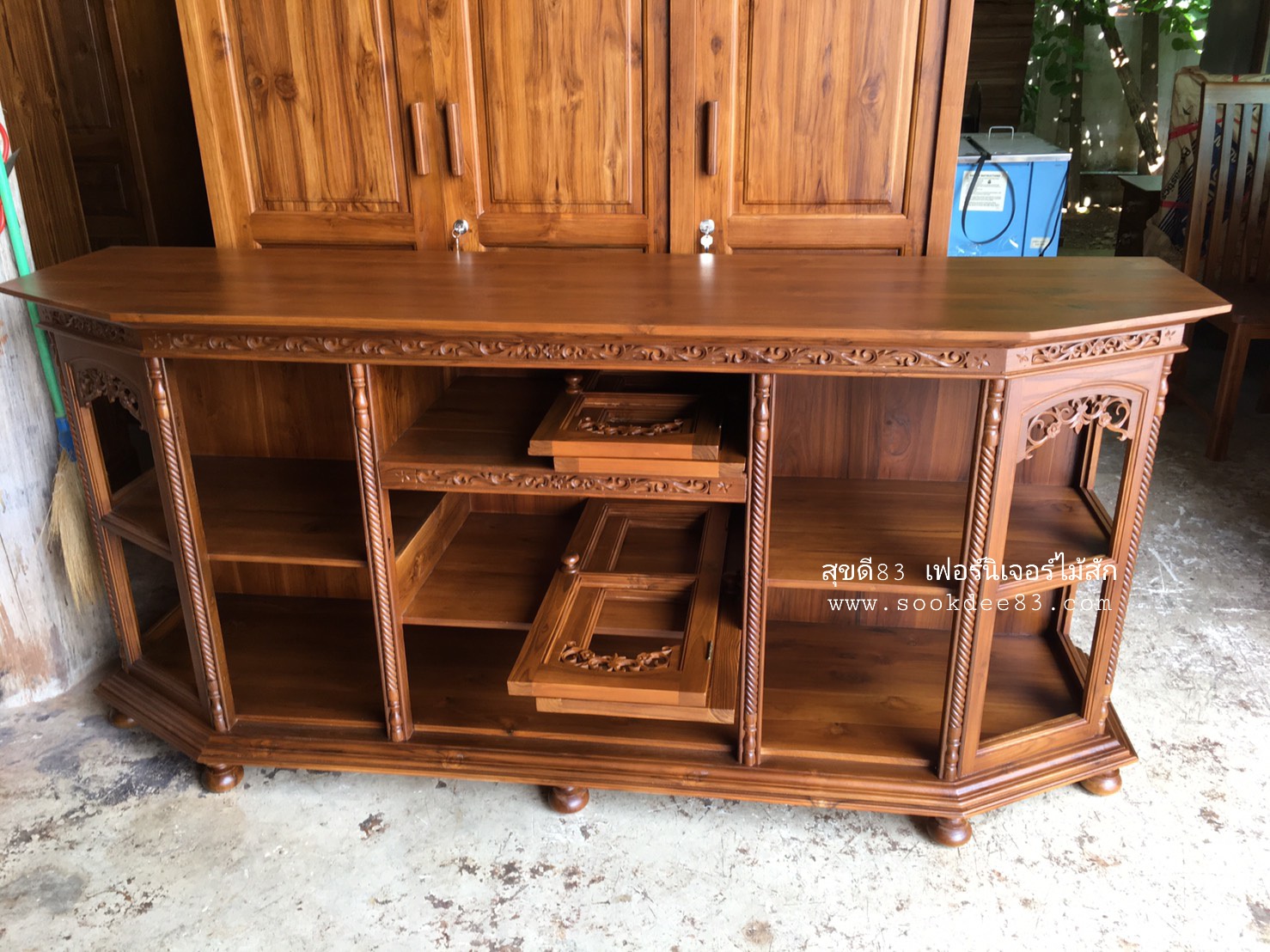 ตู้โบราณ