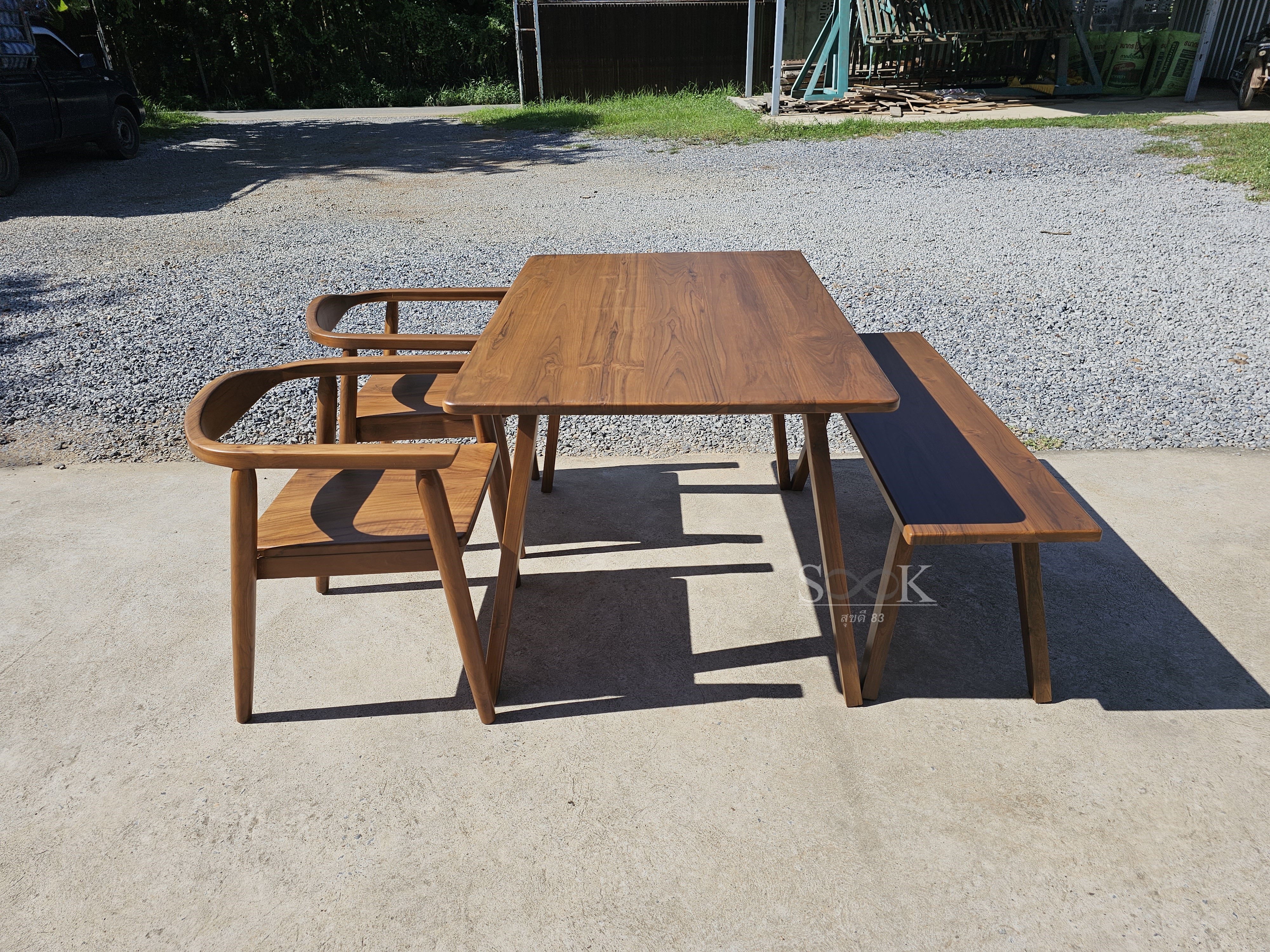 ชุดกินข้าวมินิมอล ม้านั่งยาว เก้าอี้พนักโค้ง 2 ตัว