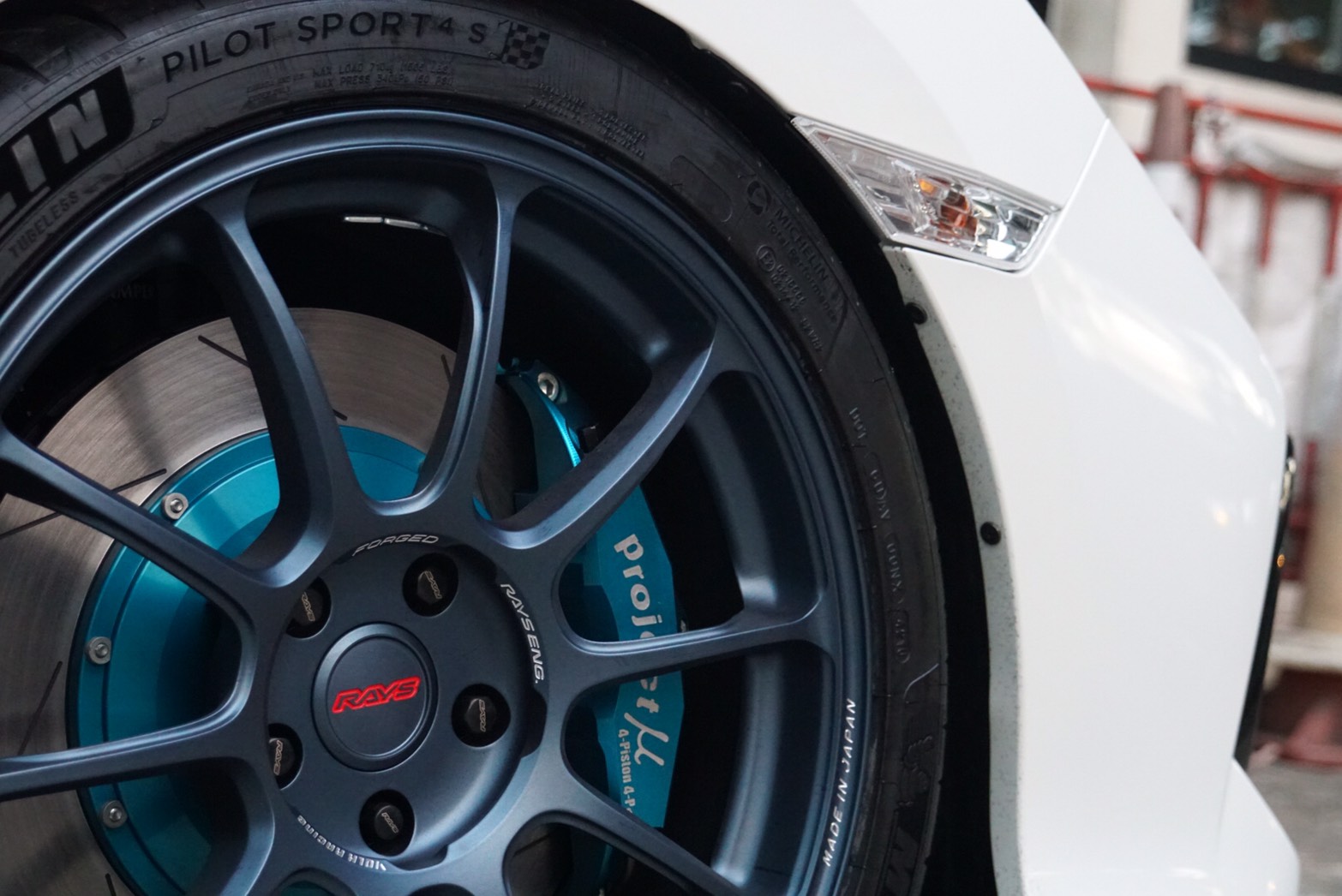 Honda Civic FK (Hatchback) + ZE40 19” + Project Mu