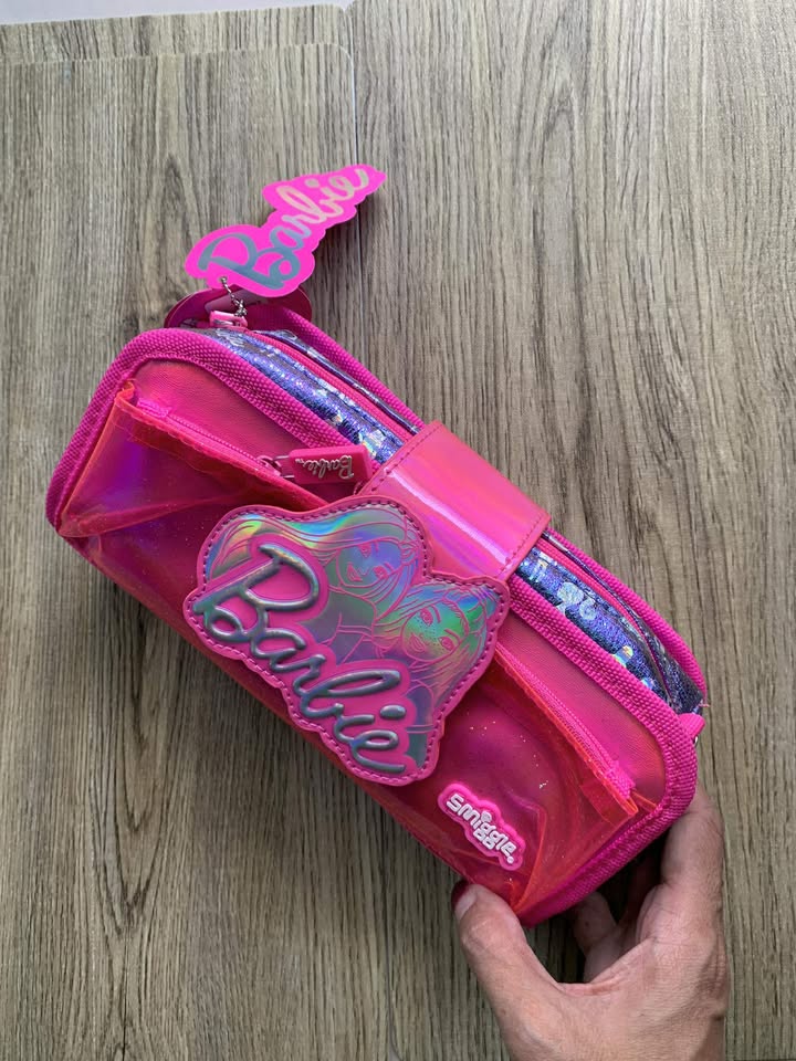 กระเป๋าดินสอ Smiggle utility pencilcase - Barbie
