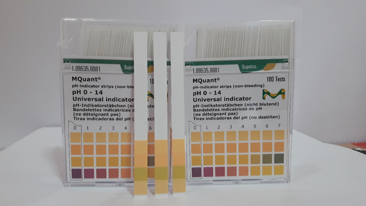 กระดาษลิตมัสยี่ห้อเมิร์คชุด10 แผ่น (แบ่งขาย)แถมแผ่นเทียบสี