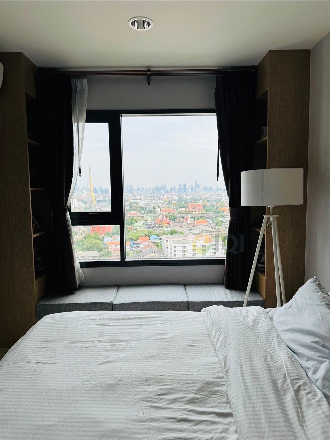 ขายคอนโด Life Pinklao (ไลฟ์ ปิ่นเกล้า) จรัญสนิทวงศ์ ติดสถานีรถไฟฟ้าMRT บางยี่ขัน